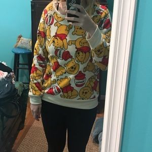 Winne the Pooh Top, Size M